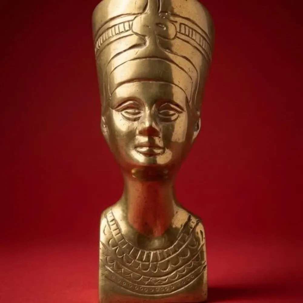 Vintage Solid Brass Nefertiti Bust Figurine 5.25